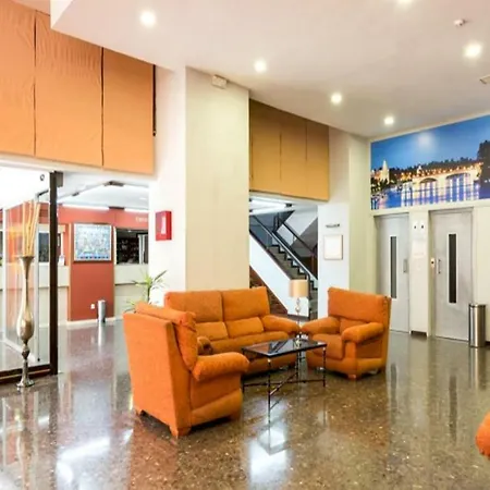 Apartamento Triana 102 Lejlighed *